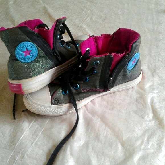 Converse Other - CONVERSE chuck Taylor's junior size 1 sneakers